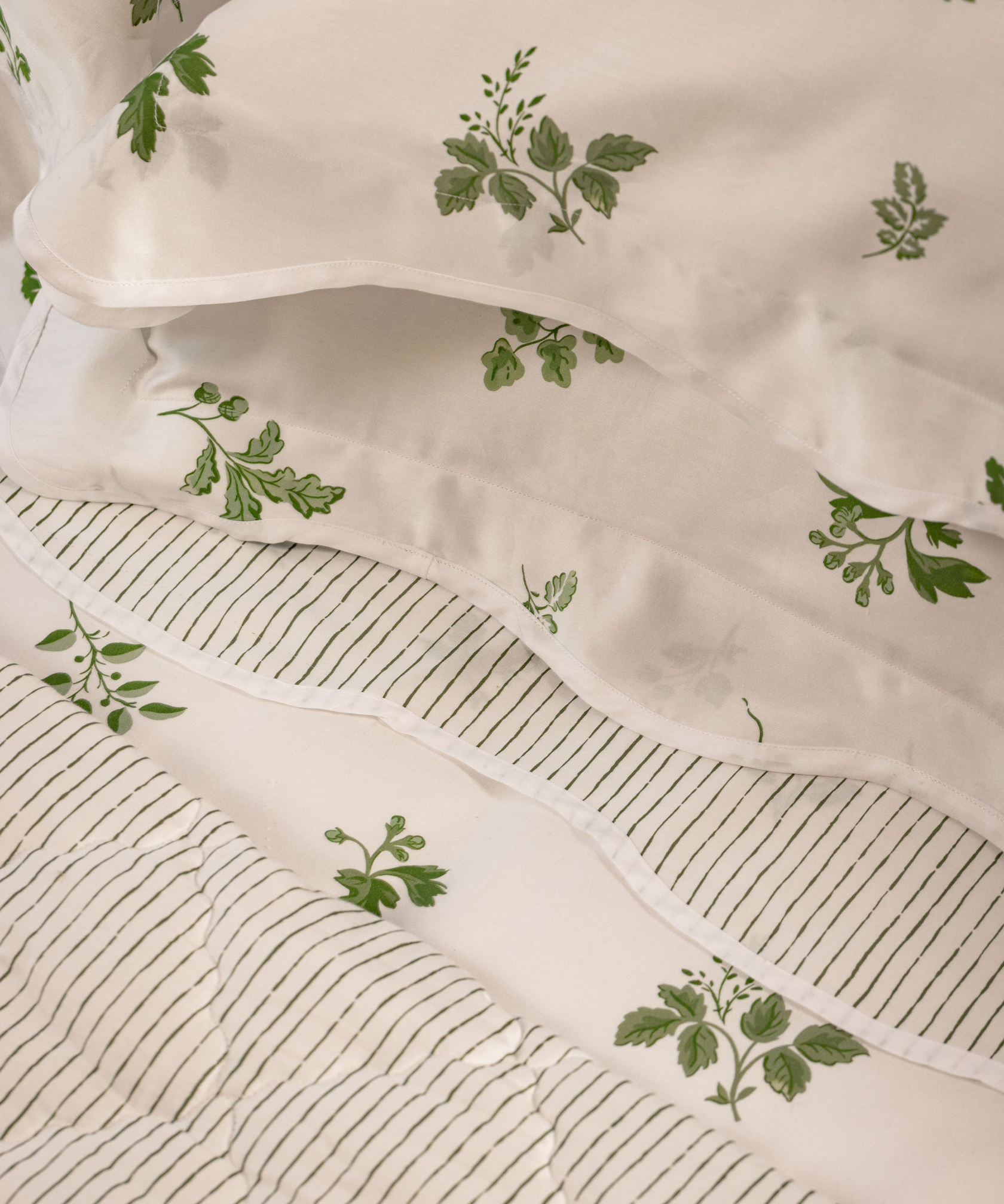 Polino Scalloped Top Sheet