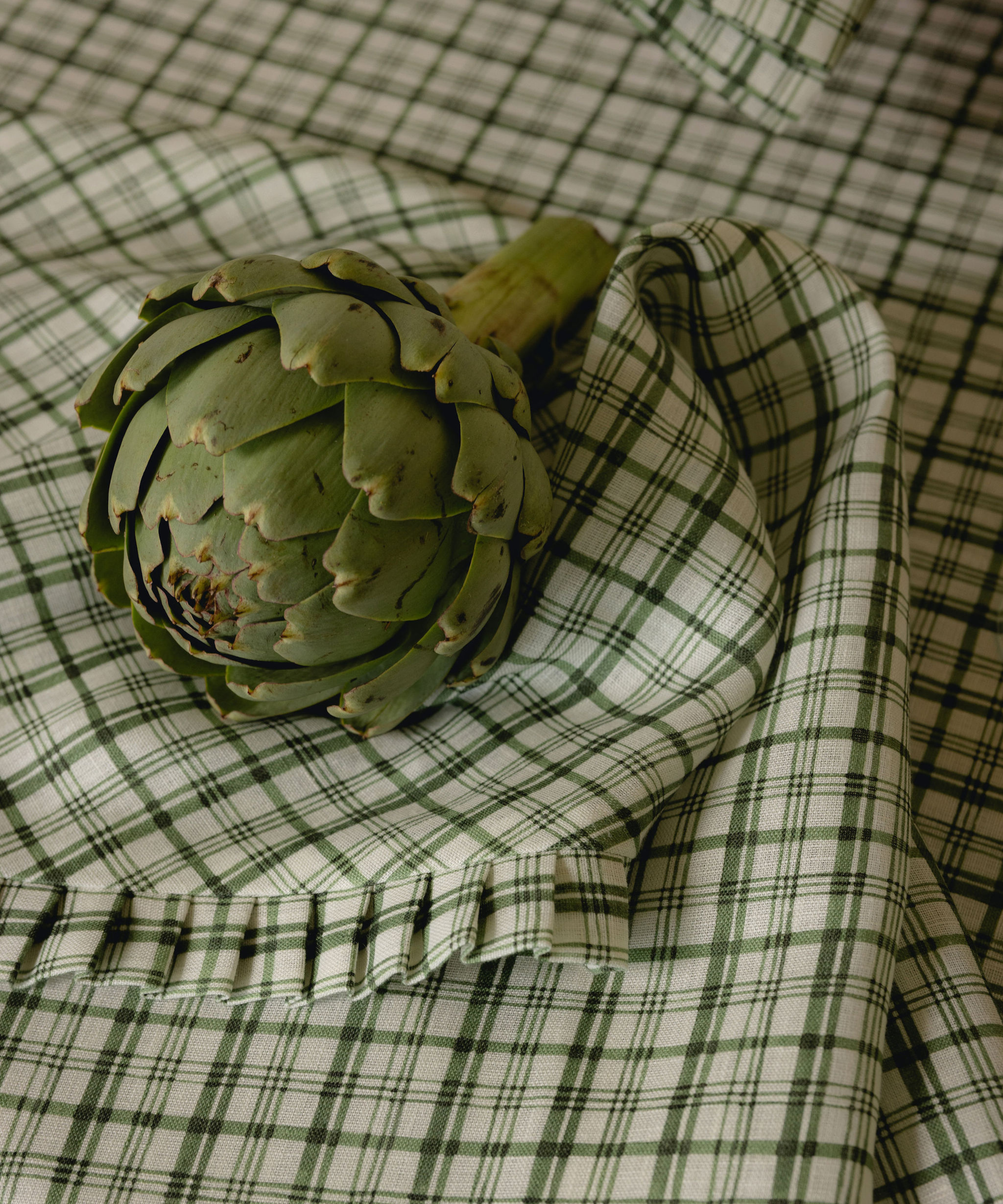 Remy Table Linens, Ivy, Lifestyle Detail