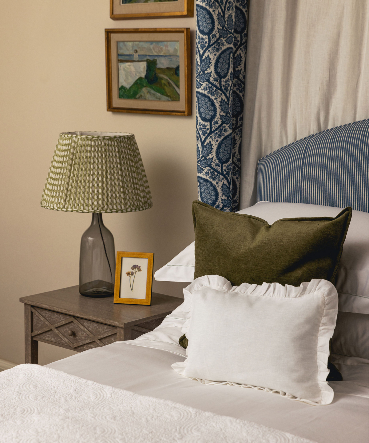Ruffle Linen 30x40cm Boudoir Pillowcase