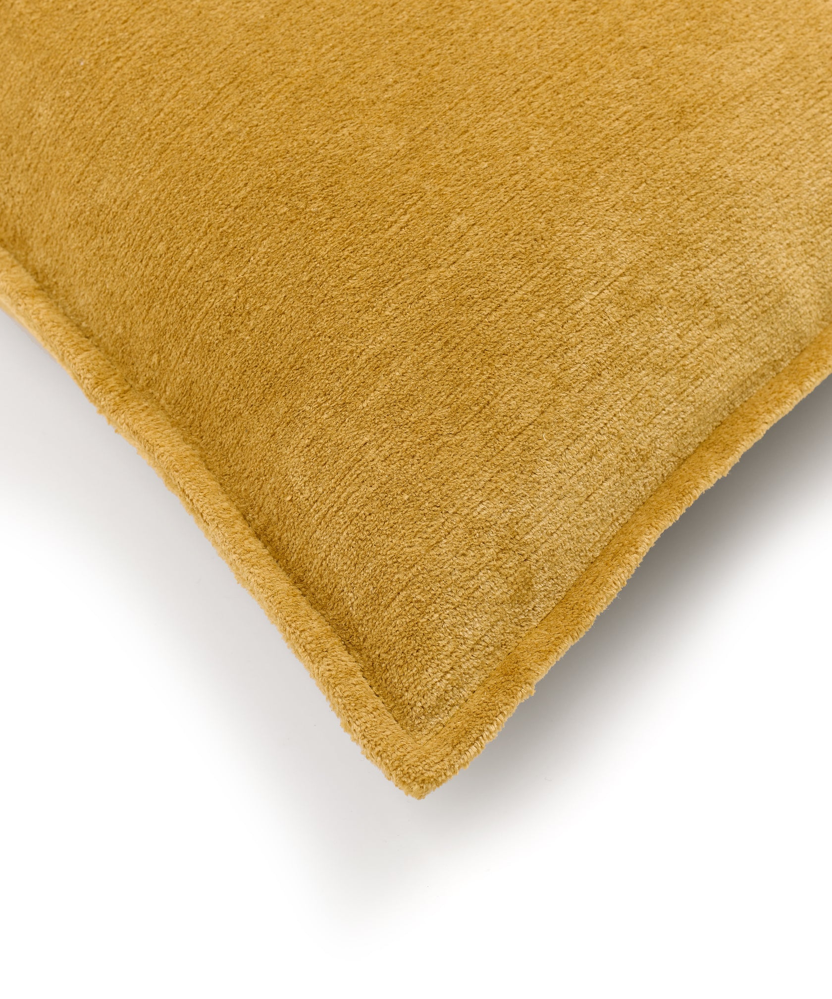 Rebecca Udall, Verity Linen Velvet Lumbar Cushion, Straw, Detail