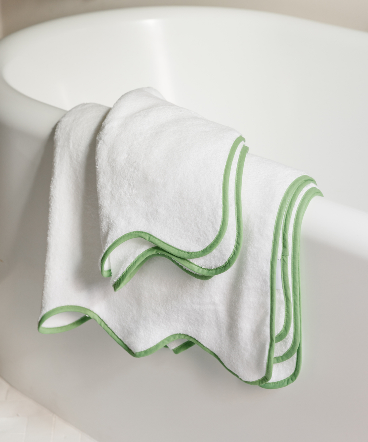 Amelia Scalloped Bath Sheet, Asparagus