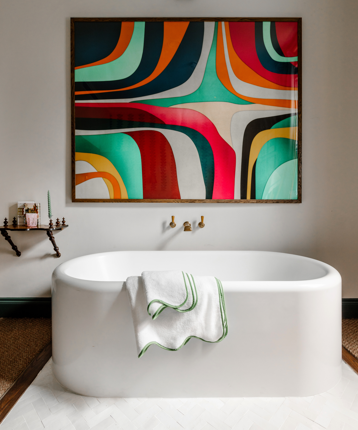 Amelia Scalloped Bath Towel Collection, Asparagus, Lifestyle Imagery