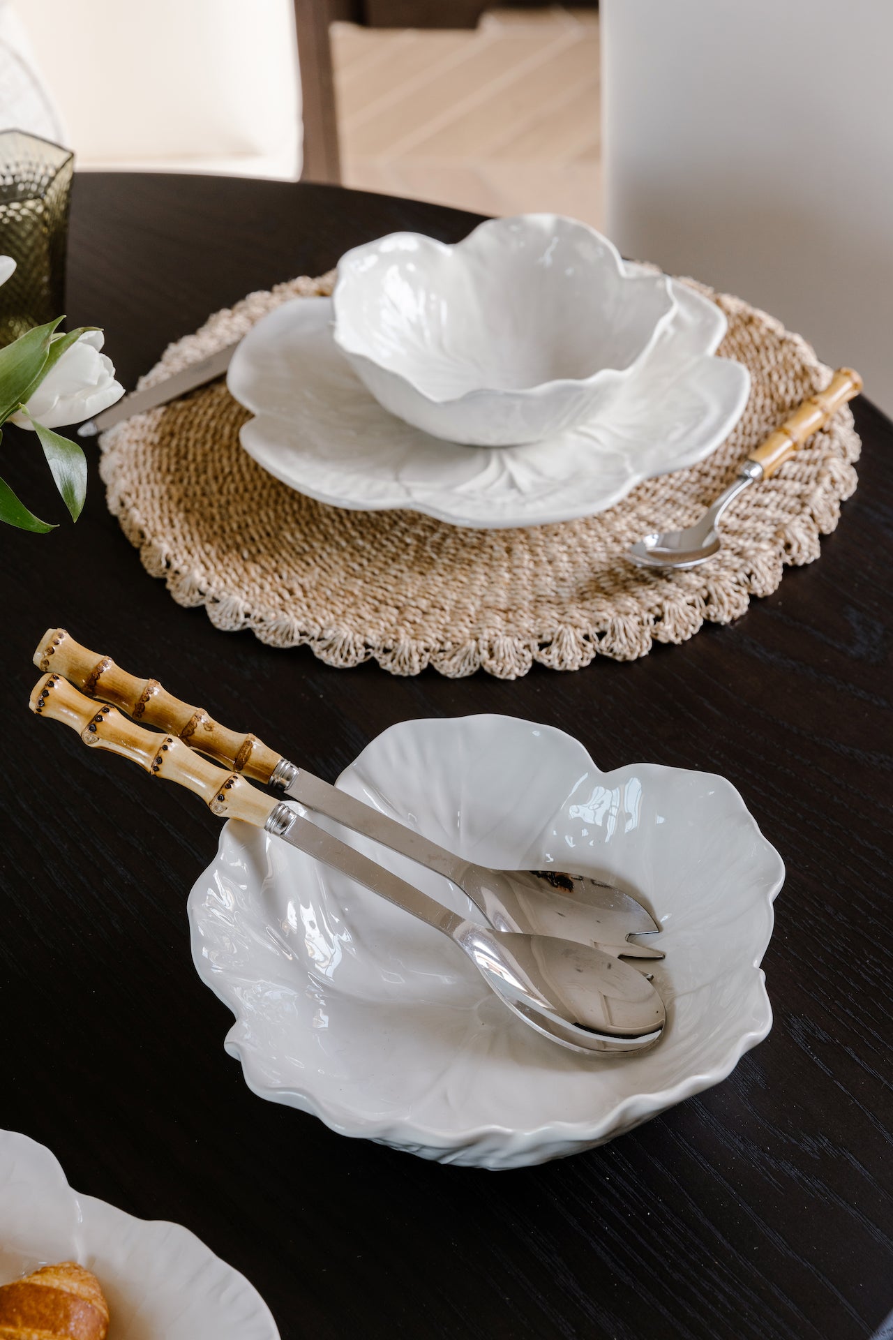 Bamboo Handle Salad Servers with the Scalloped Abaca Placemat