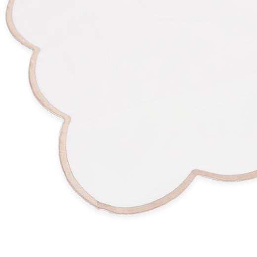 Rebecca Udall Annabelle Scalloped Bed Linen, Dusty Pink Trim Close Up